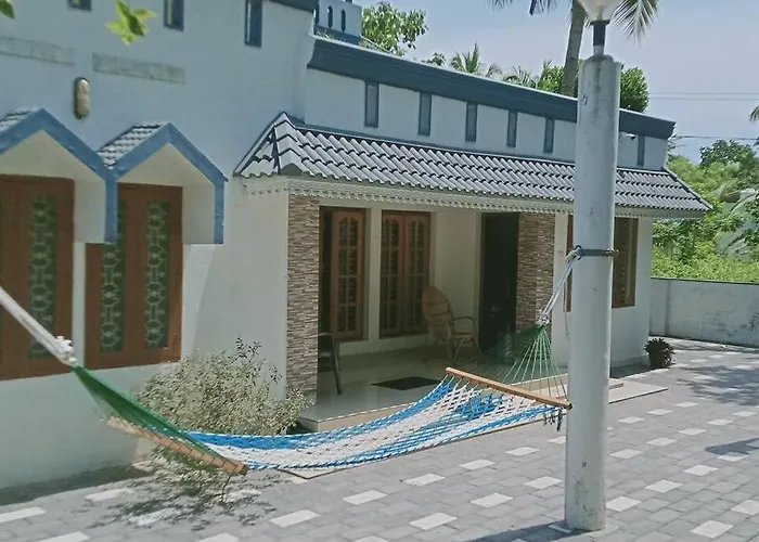 Aroma Ac Villa Varkala