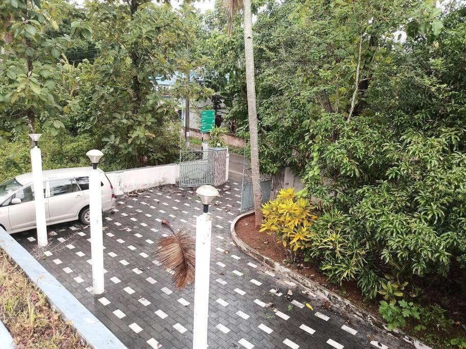 Aroma Ac Villa Varkala